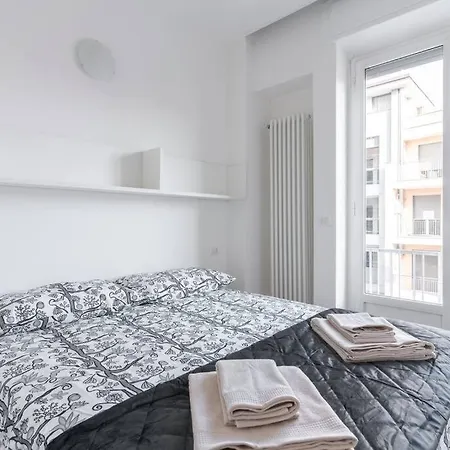 Cimiano 22, New * Milan